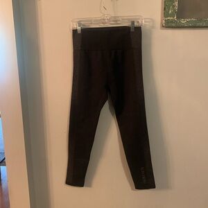 Women’s Fabletics Leggings